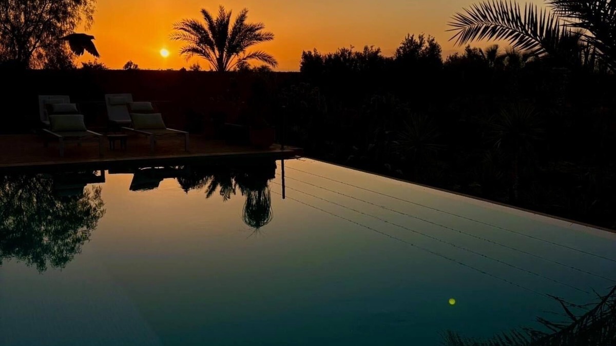 Bab Doukkala Villa | Luxury 6-Bedroom Villa in Marrakech –2 Pools, Private Hammam & Panoramic Rooftop