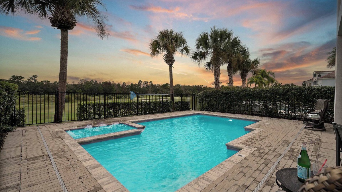Reunion Apartment | Luxury 6BR Villa w Pool & Cinema, 4mi to Disney