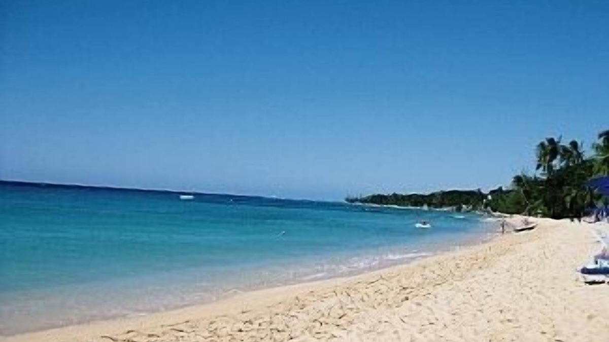 Fitts Village Villa | Luxury, Air-conditioned Villa With Pool And Sea Views