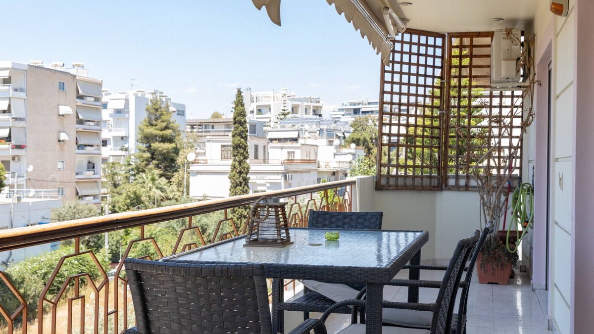 Alimos Apartment | Luxury and Spacious apt for 8 guests | New features April 2025