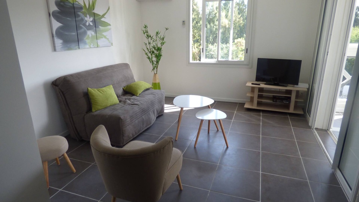 L'Ermitage-les-Bains Apartment | Luxury apartment 200 meters from the beach