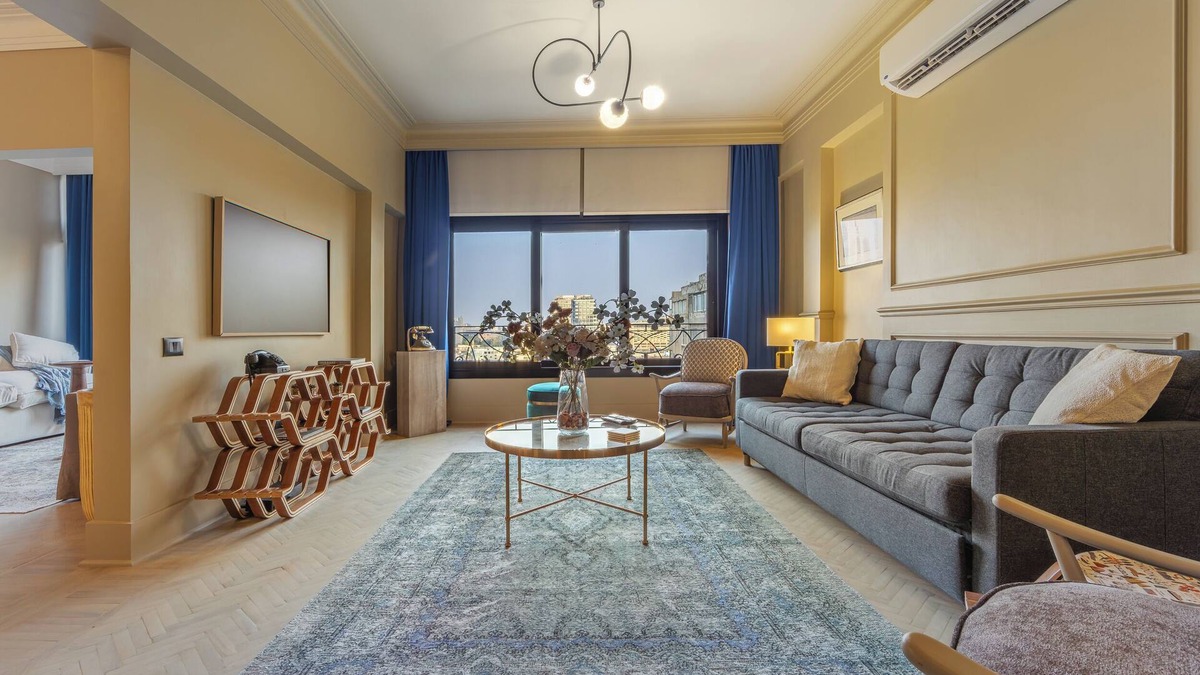 Zamalek Apartment | Luxury Apartment with Nile River Views