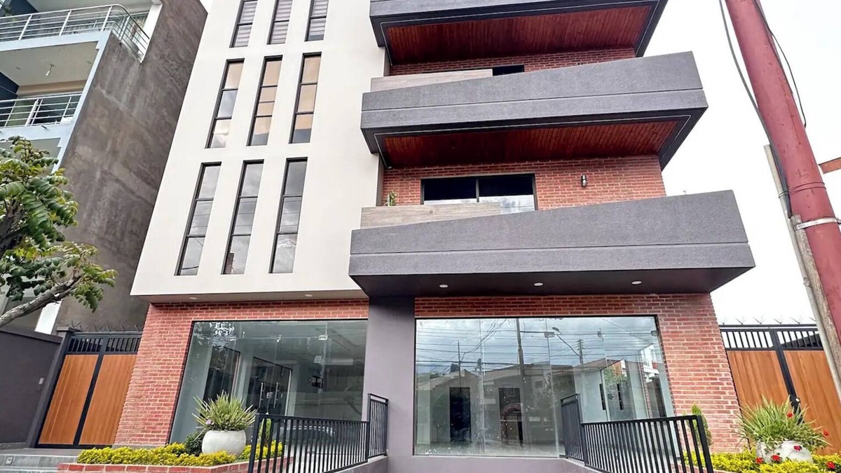 Cochabamba Apartment | Luxury apartment/3 Beths/3 Queen Beds 2 1/2 Baths