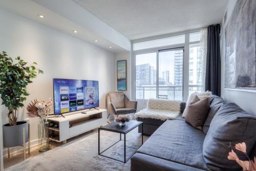 CityPlace Apartment | Luxury Apartment-5 Min CN Tower