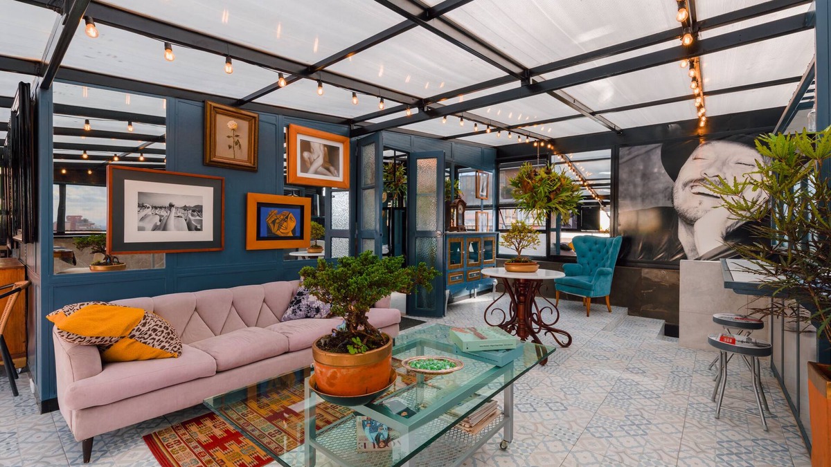 Financial District Apartment | Luxury Apartment at Famous fashion designer house with view