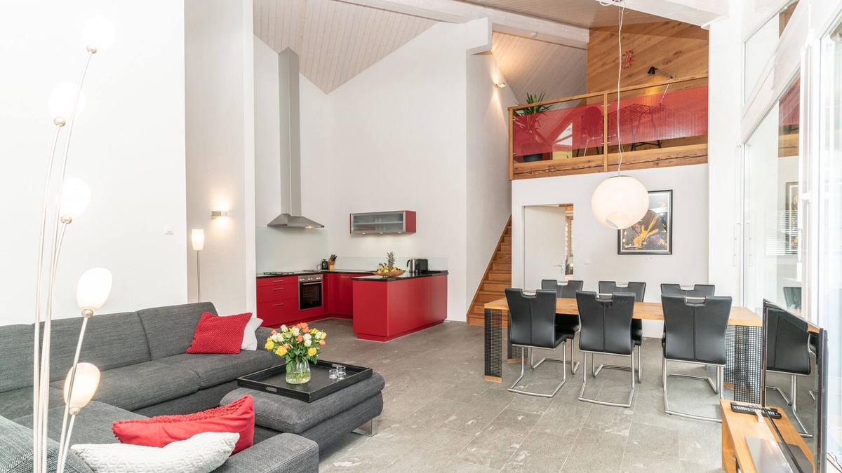 Laax Apartment | Luxury apartment, beautiful terrace (partly covered), free WIFI and parking