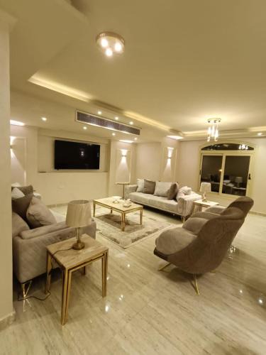 Al Duqqi Apartment | LUXURY APARTMENT Dokki