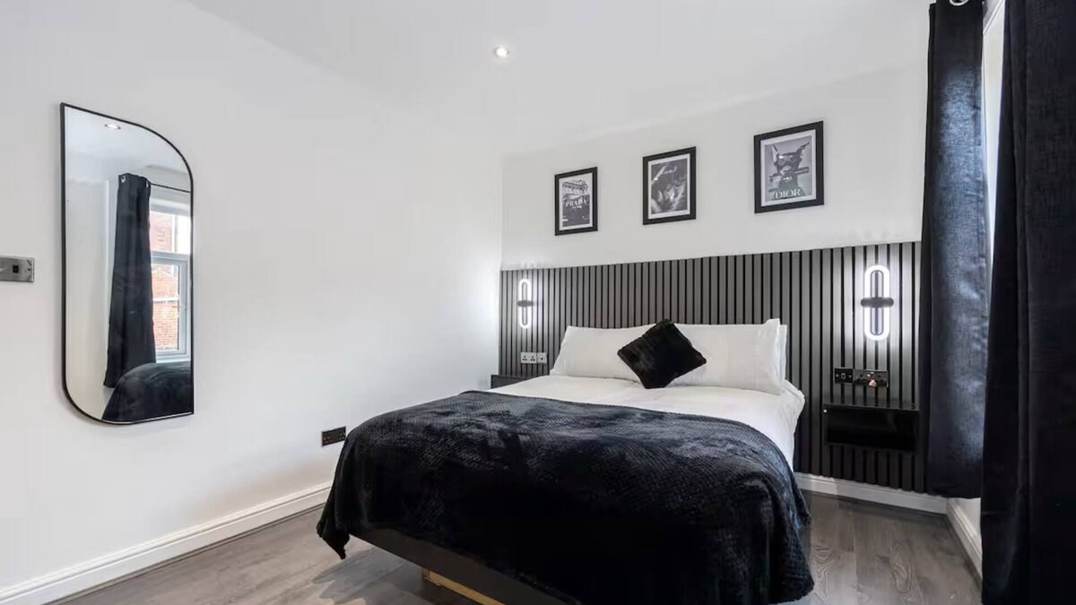 Great Harwood Apartment | Luxury Apartment - Nova Residence