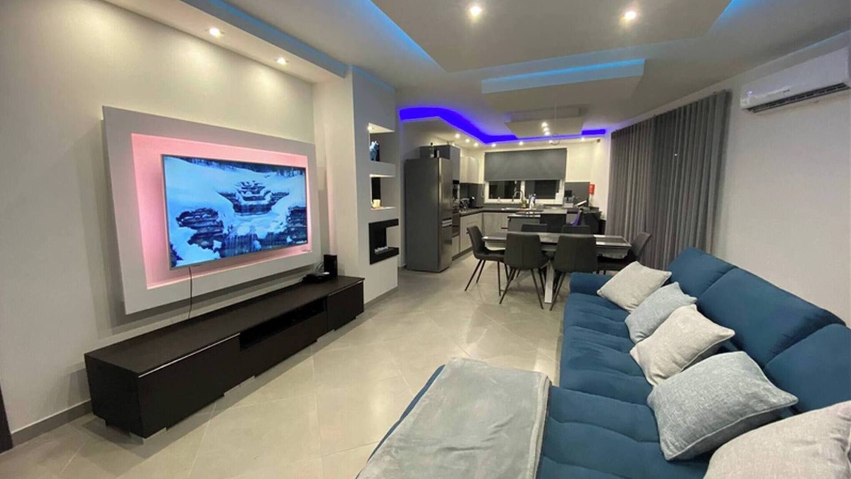 Gzira Apartment | Luxury Apartment in Gzira close to Sliema 3 BR Apartment Sleep 8