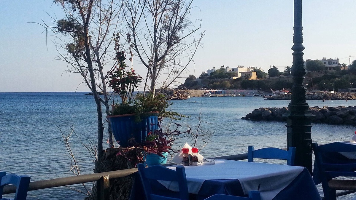Makry Gialos Apartment | Luxury apartment in modern complex with bay and mountain views.