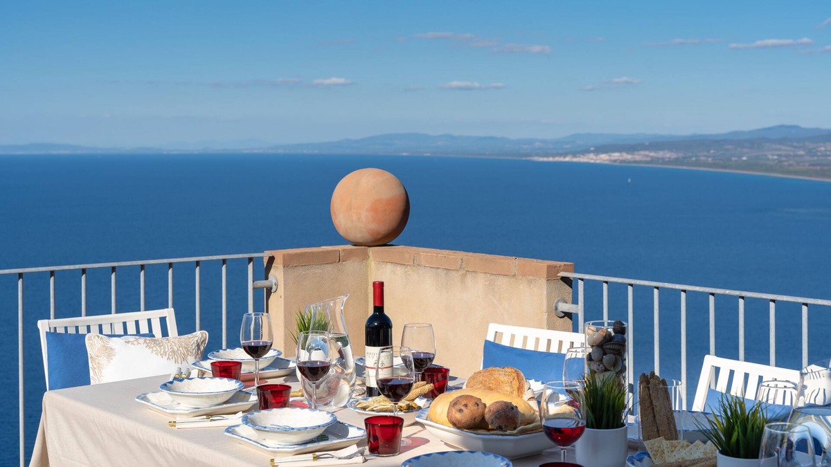 Populonia Apartment | Luxury apartment in Tuscany with spectacular sea views