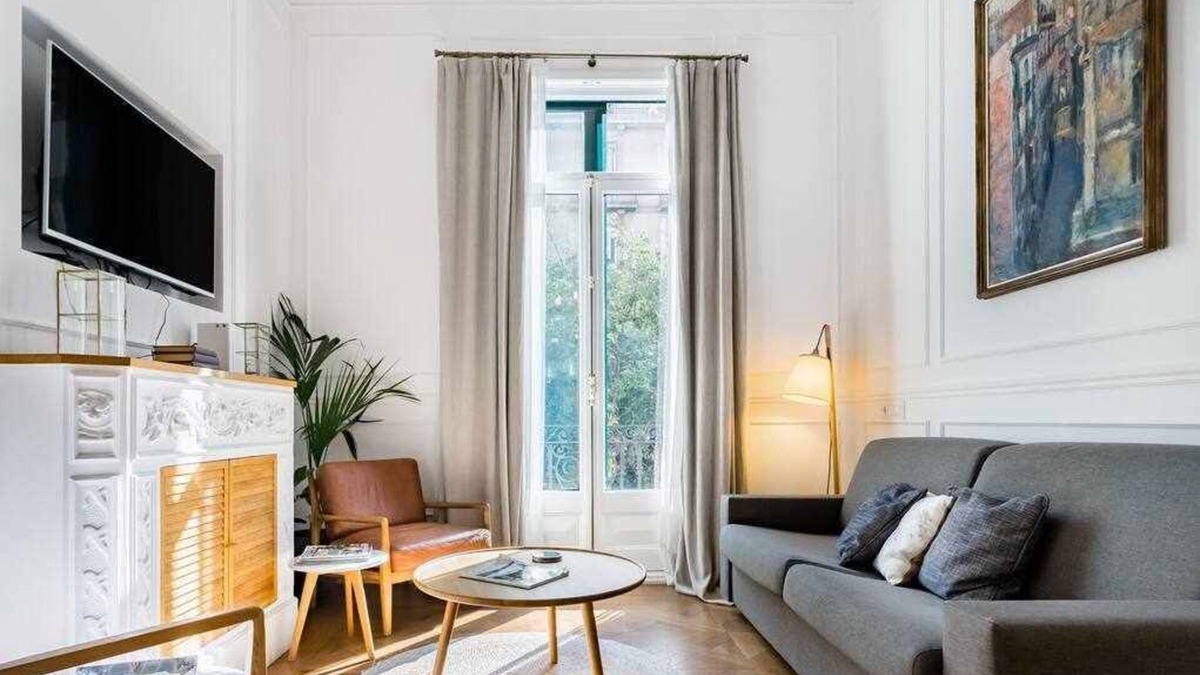 Eixample Apartment | Luxury Apartment on Valencia Street
