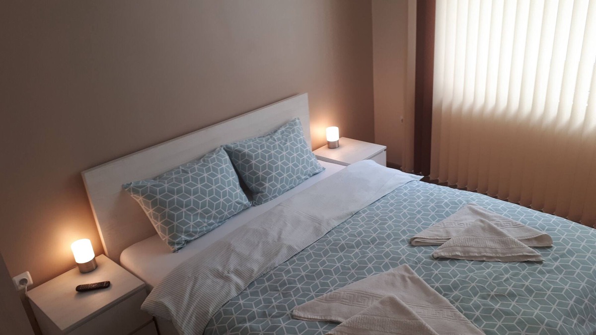 Hristo Botev Apartment | LUXURY APARTMENT "RADETSKI"