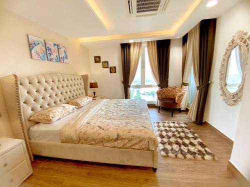 Lahore Apartment | Luxury Apartment with Balcony in Gold Crest, DHA - Skyview Suite