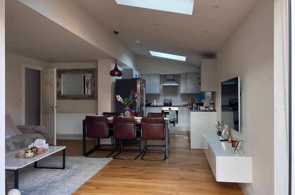 Northolt Mandeville Apartment | Luxury apartment with garden!