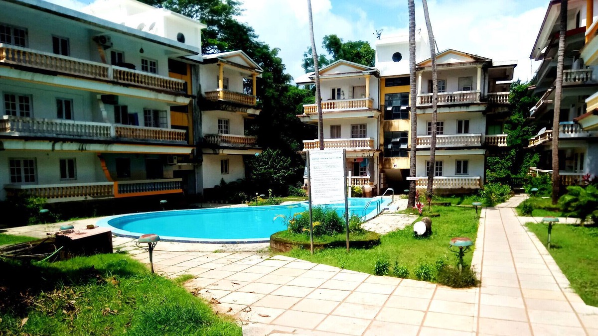 Calangute Apartment | Luxury Apartment with High Speed WIFI & Parking