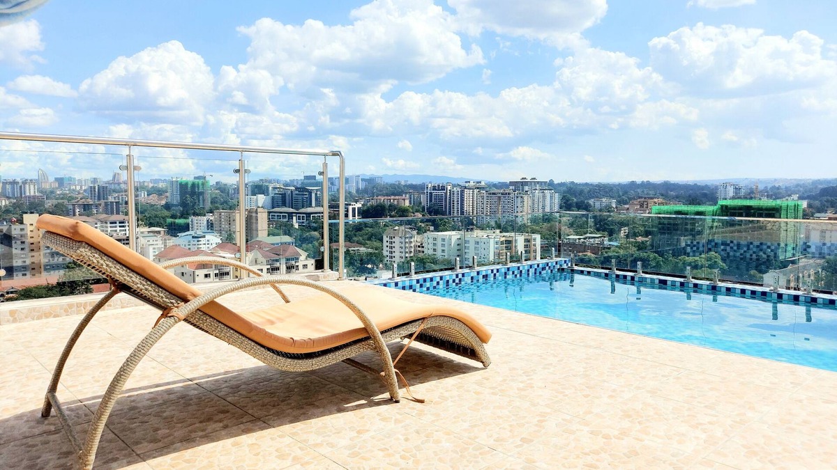 Westlands Condo | Luxury Apartment with rooftop Pool and Gym in Westlands,Kenya