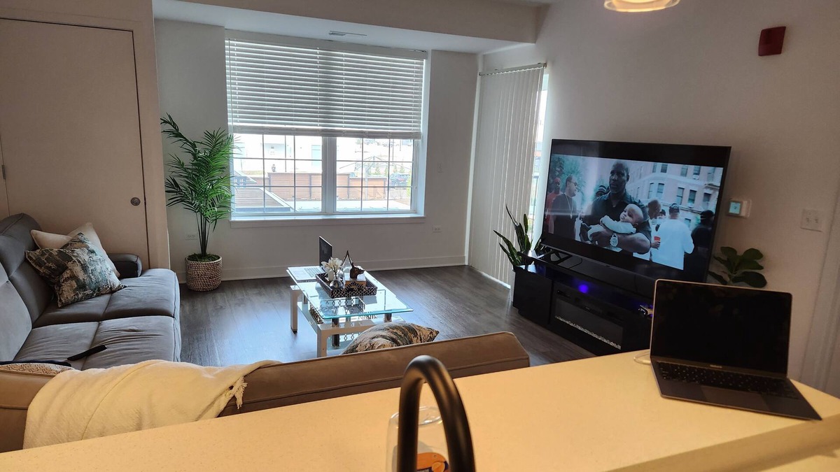 Morton Grove Apartment | Luxury apartments!