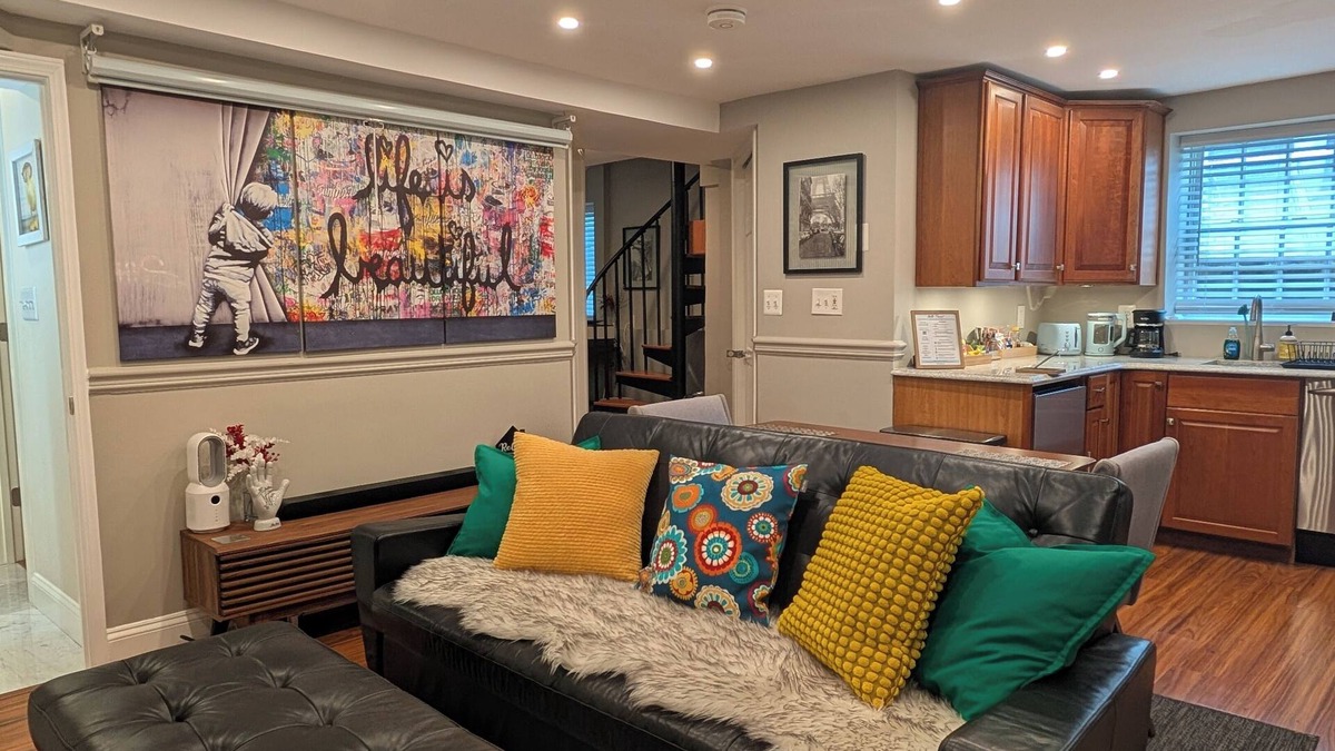 Tenleytown Apartment | Luxury AU Park Suite Private Entrance Easy Access to Metro, Dining, Museums