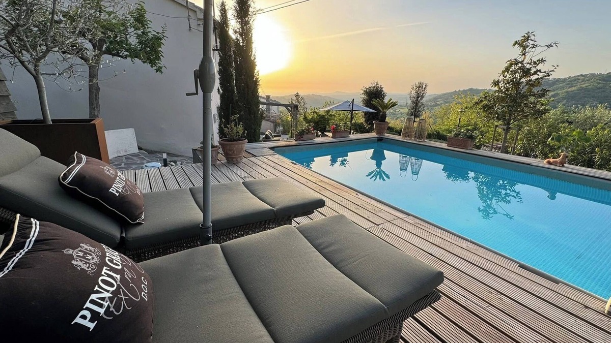 Montescudo-Monte Colombo Villa | Luxury authentic private villa with private swimming pool