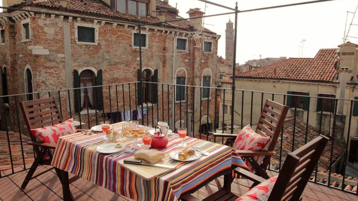 San Marco Apartment | LUXURY BAROQUE CHIC IN SAN MARCO WITH ROOF TERRACE
