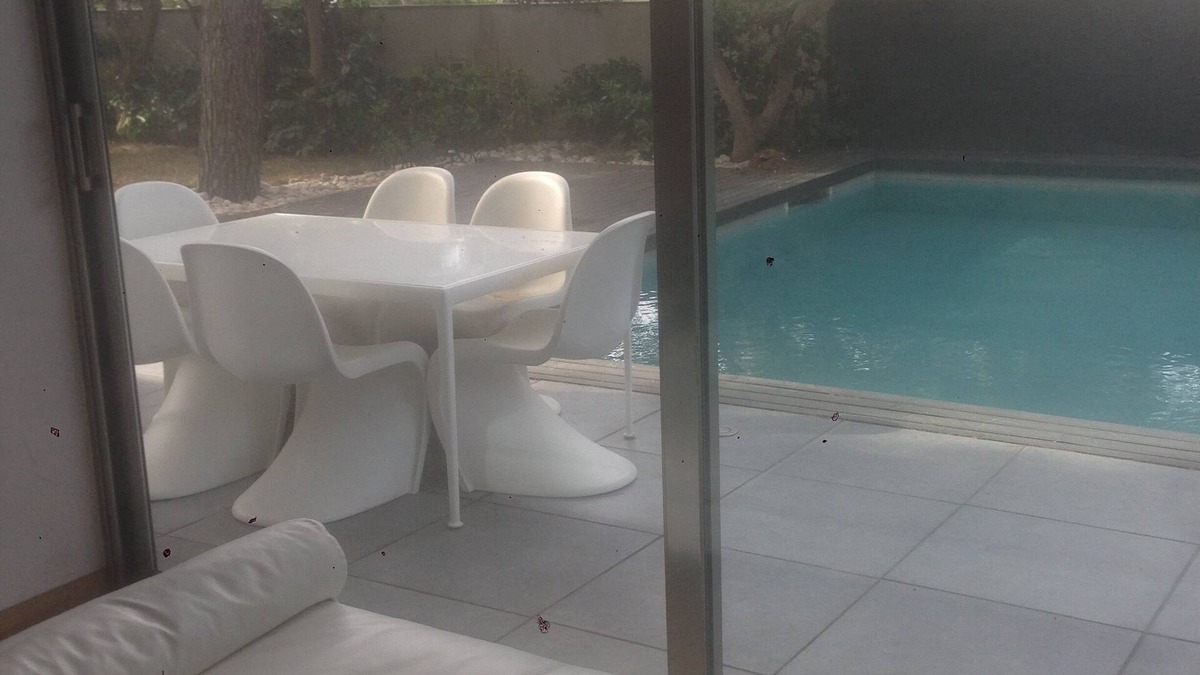 Taranto Villa | Luxury Bay Villa with private pool one step from the beach
