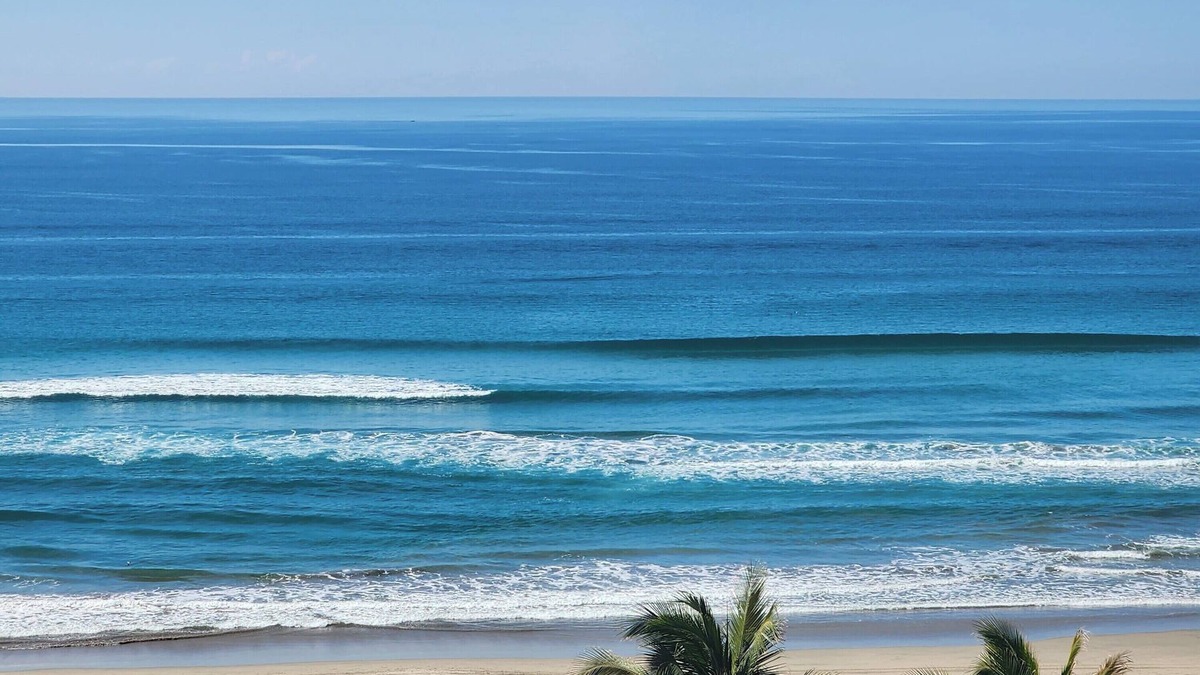 Puente del Mar Apartment | Luxury Beachfront Penthouse With Private Pool