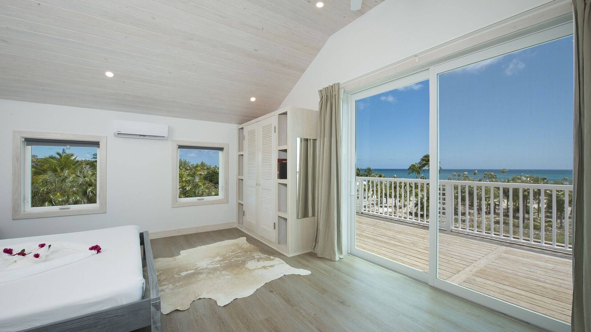North Palmetto Point House | Luxury Beach House with Pool in Boutique Resort
