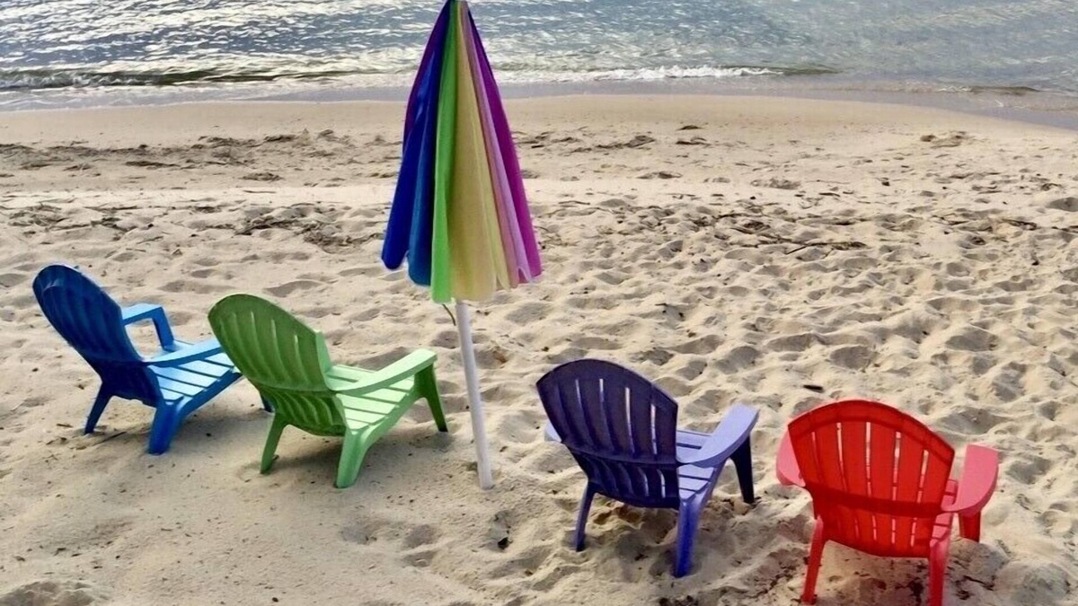 Caseville House | Luxury Beach House, Sandy Beach, Family Friendly, Spacious
