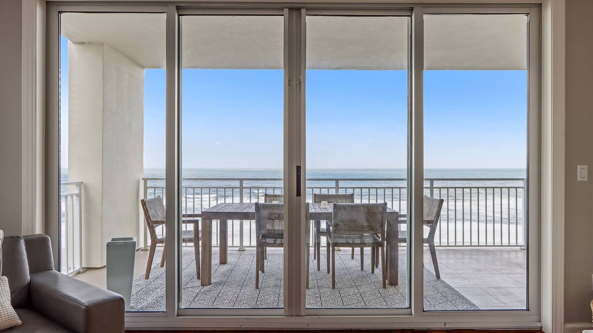 Jacksonville Beach Condo | Luxury Beachfront property with a gorgeous view.