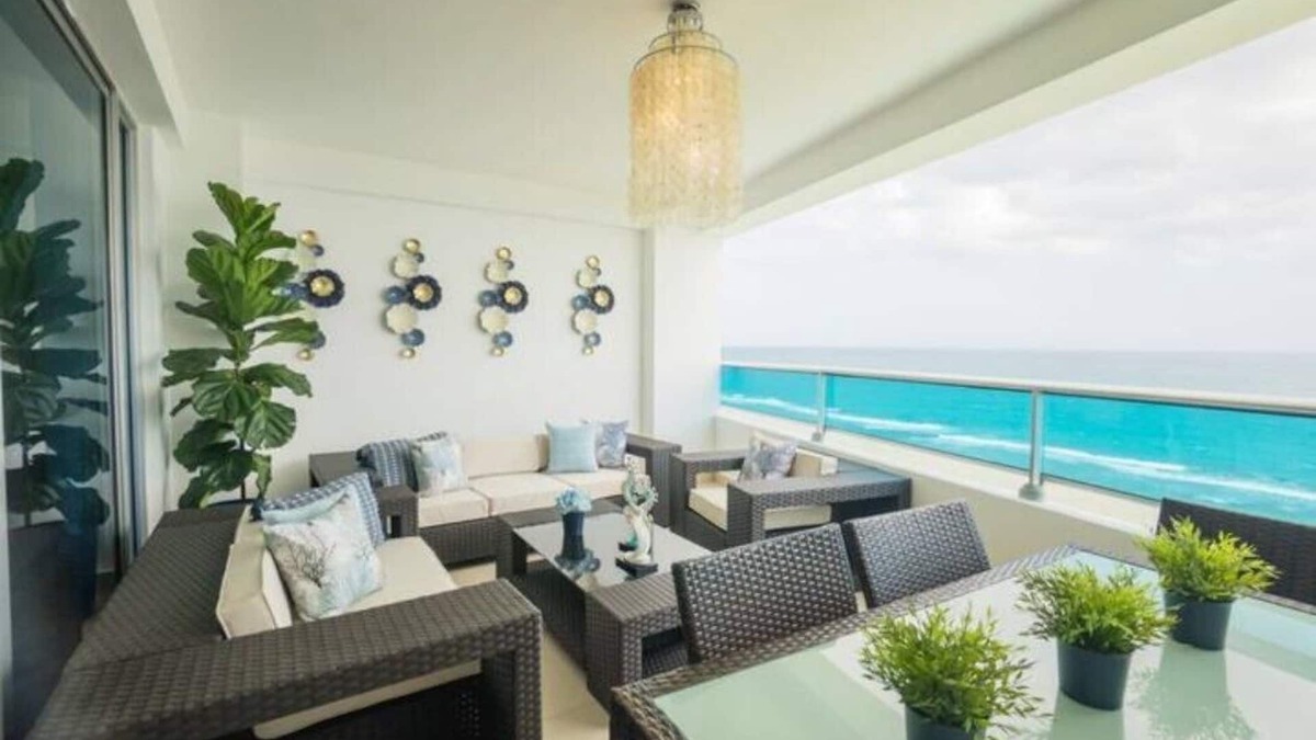 Guayacanes Apartment | Luxury Beachfront Condo- Ocean Views +Pool +Beach Access