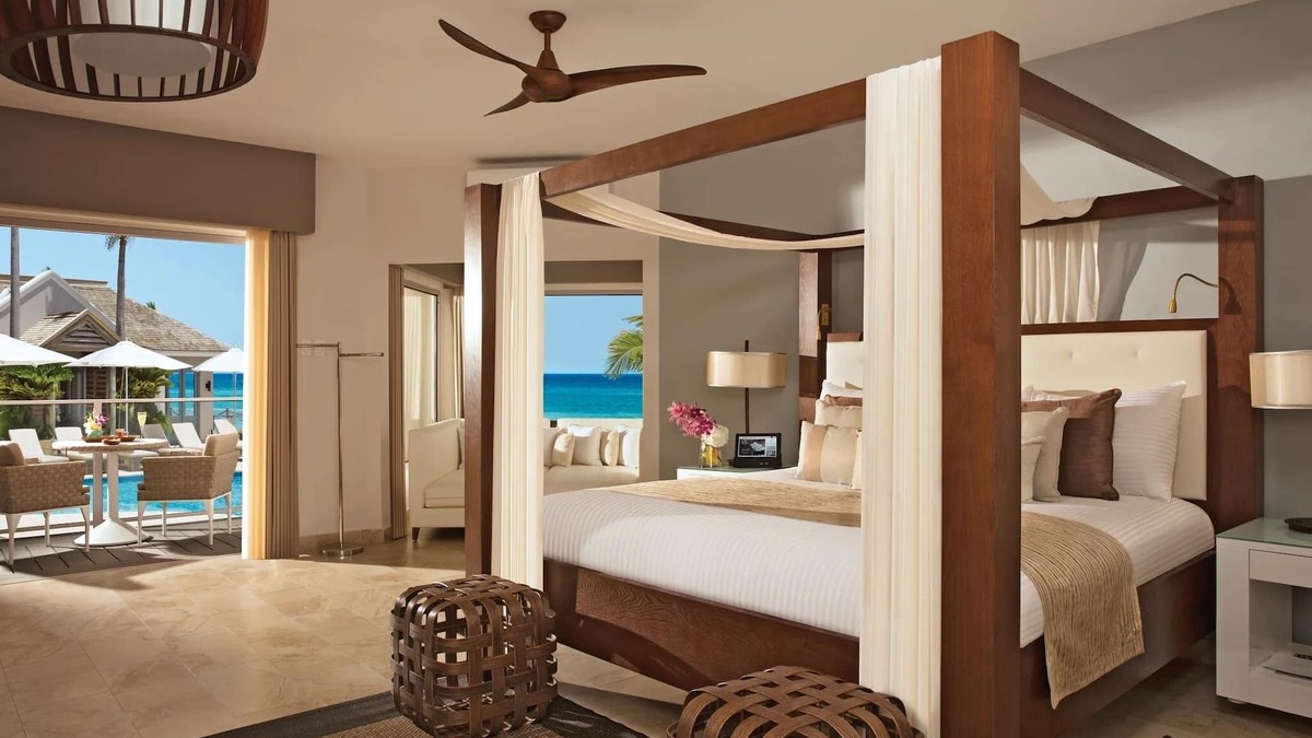 Montego Bay Resort | Luxury Beachfront All Inclusive Resort Jamaica Ocean View With Soaking Tub