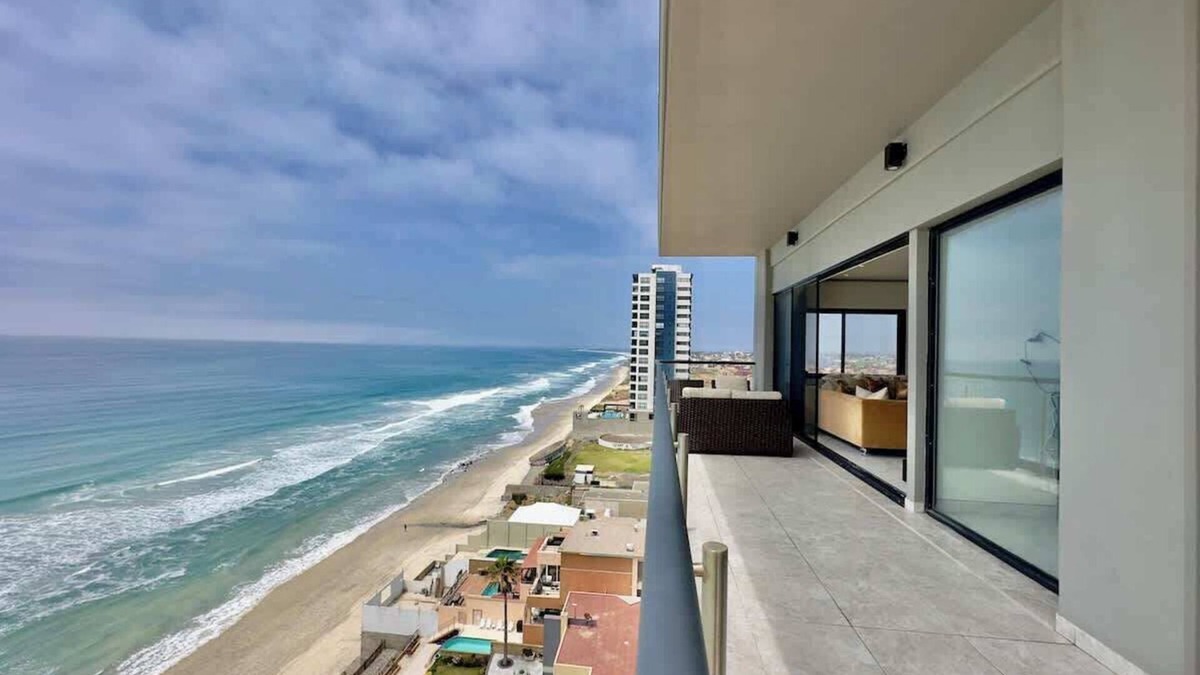 Costa de Oro Apartment | Luxury Beachfront Condo 3BR 3BA with stunning views