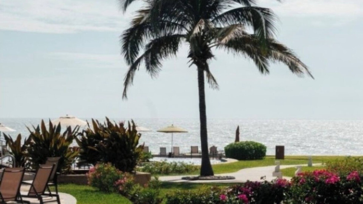 Isla Navidad Condo | Luxury Beachfront Escape, 3BR Condo + 1500 sqft Patio