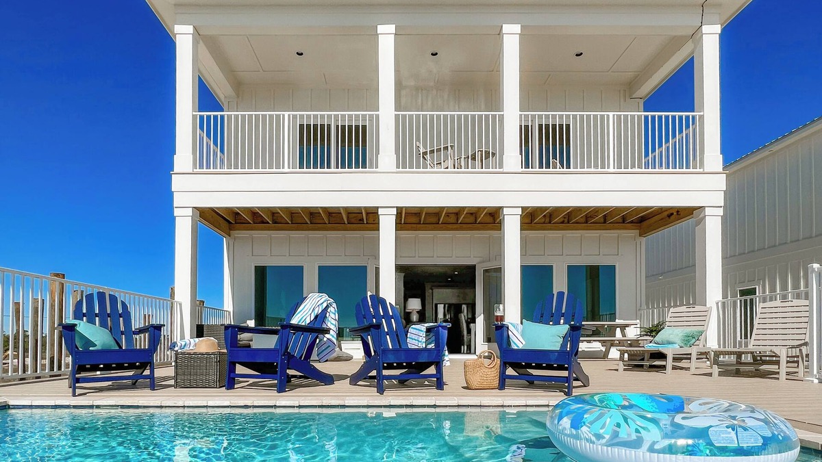 Southpointe House | Luxury/Beachfront/Heated Pool/Elevator/Indoor-Outdoor Game room/Fire pit