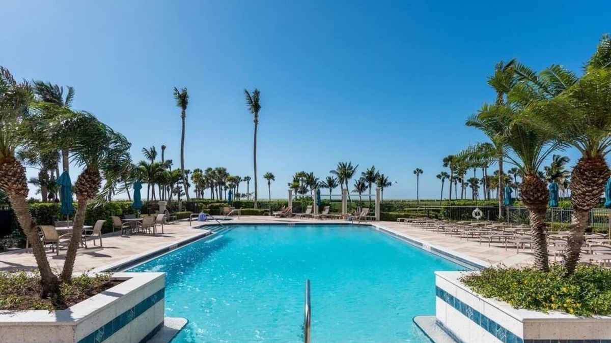 Park Shore Condo | Luxury beachfront spacious 2 bedroom, 2 bath Naples condo with 5 star amenities!