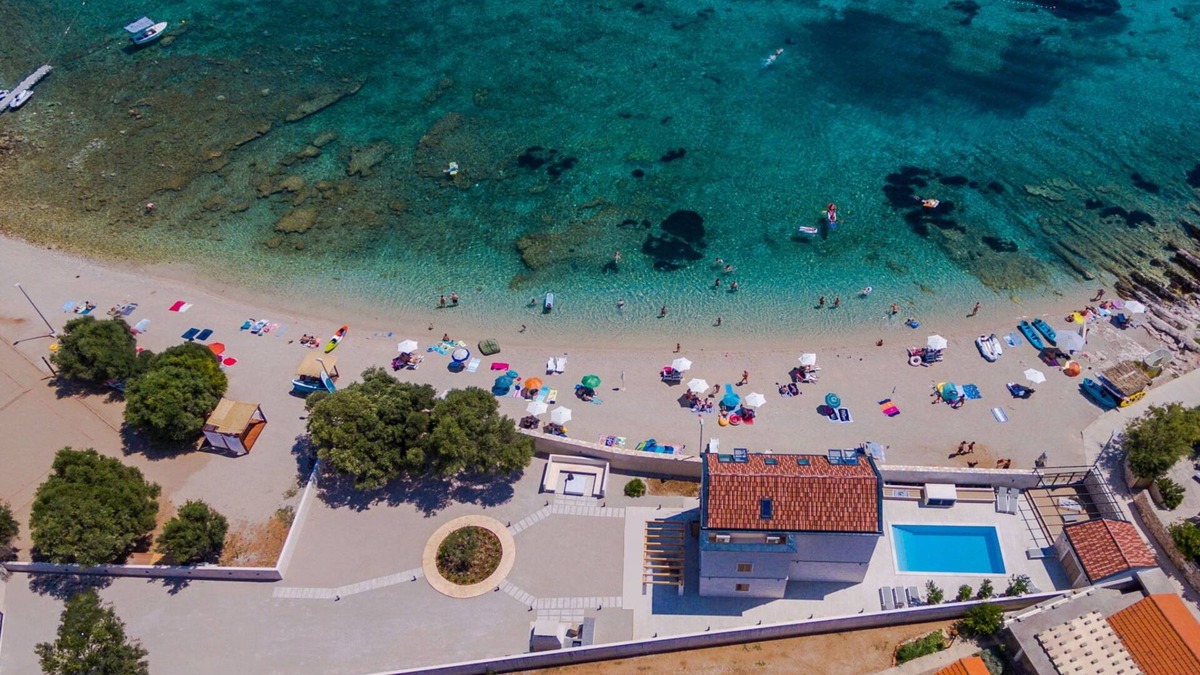 Prizba Villa | Luxury Beachfront Villa Korcula the Beach with private pool, sauna and gym at the beach on the Korcula island - Prizba