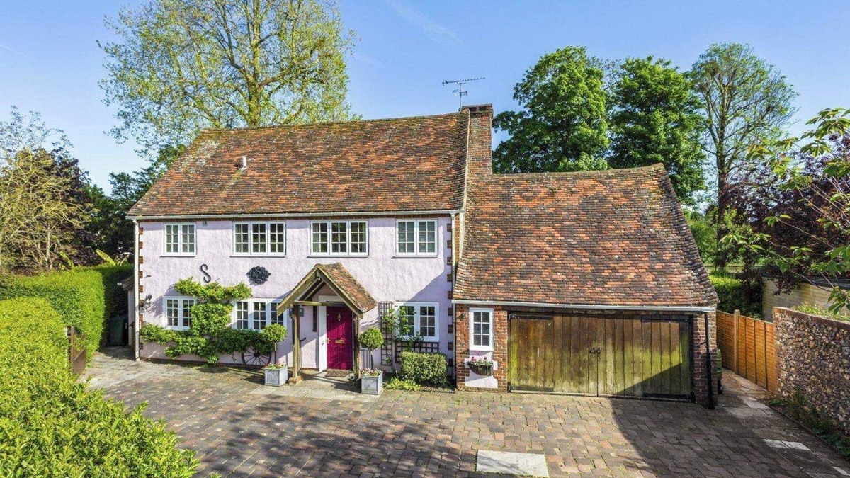 Funtington House | Luxury Brick and Flint House in Funtington