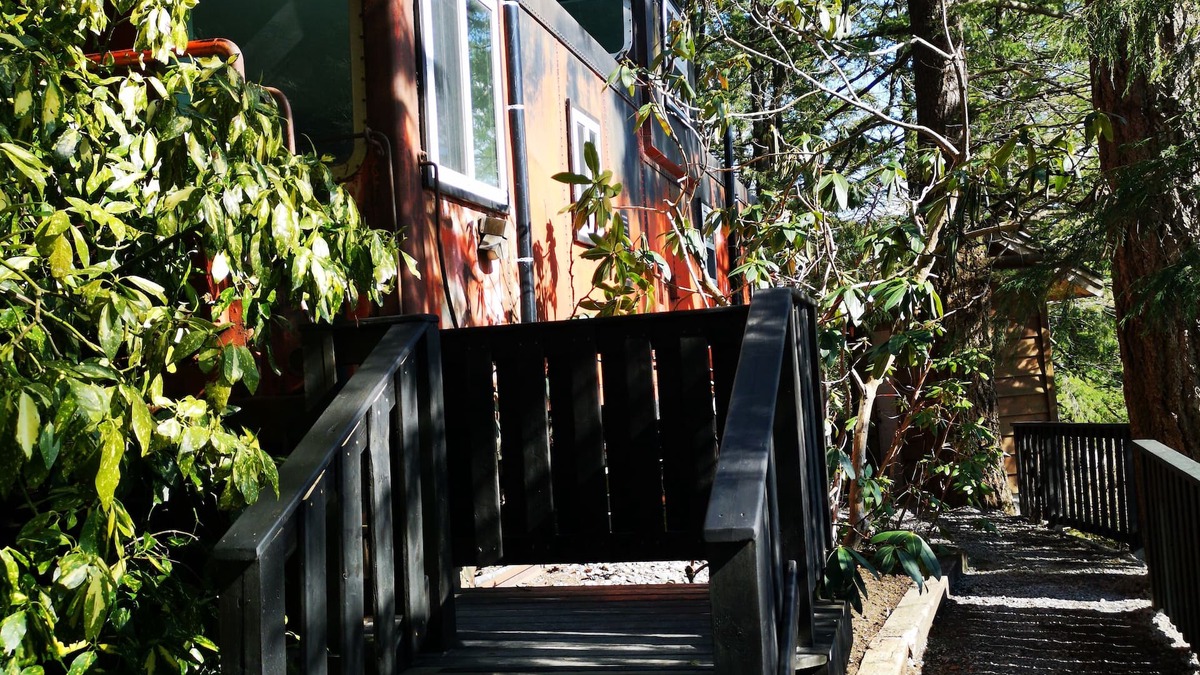 Agassiz Cabin | Luxury Caboose in Rhododendron Forest