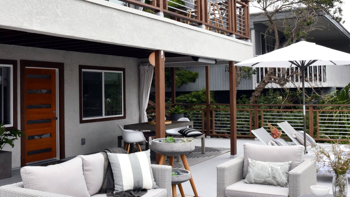 Cardiff-by-the-Sea House | Luxury Cardiff by-the-Sea Parkhouse Walking Distance to Beach and Attractions