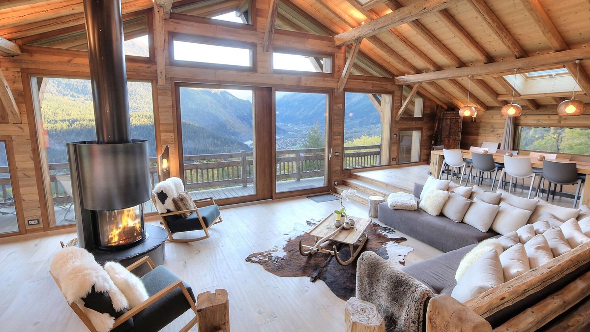 Les Houches House | Luxury chalet, Chamonix-Les Houches, ski-in/ski-out, sauna, steam room & jacuzzi