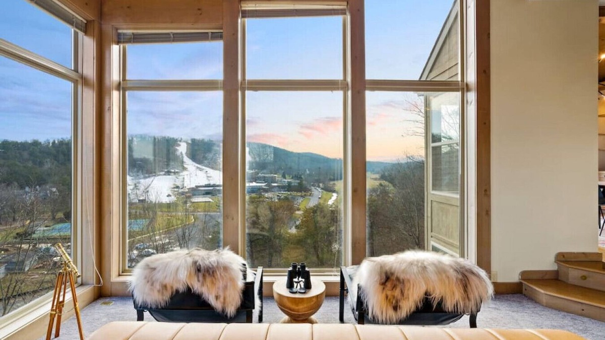 Basye Ski Chalet | Luxury Chalet in Bryce Resort/Pet Friendly