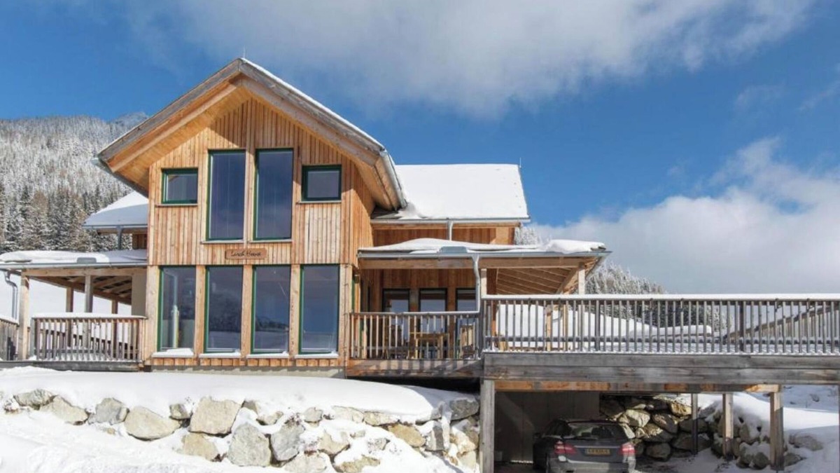 Hohentauern Ski Chalet | Luxury chalet near ski lift with sauna