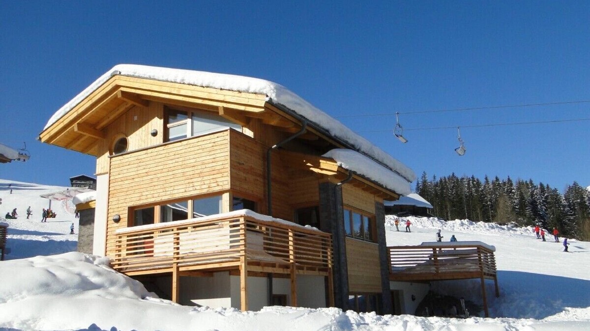 Annaberg im Lammertal Ski Chalet | luxury chalet TRUE SKI IN SKI OUT