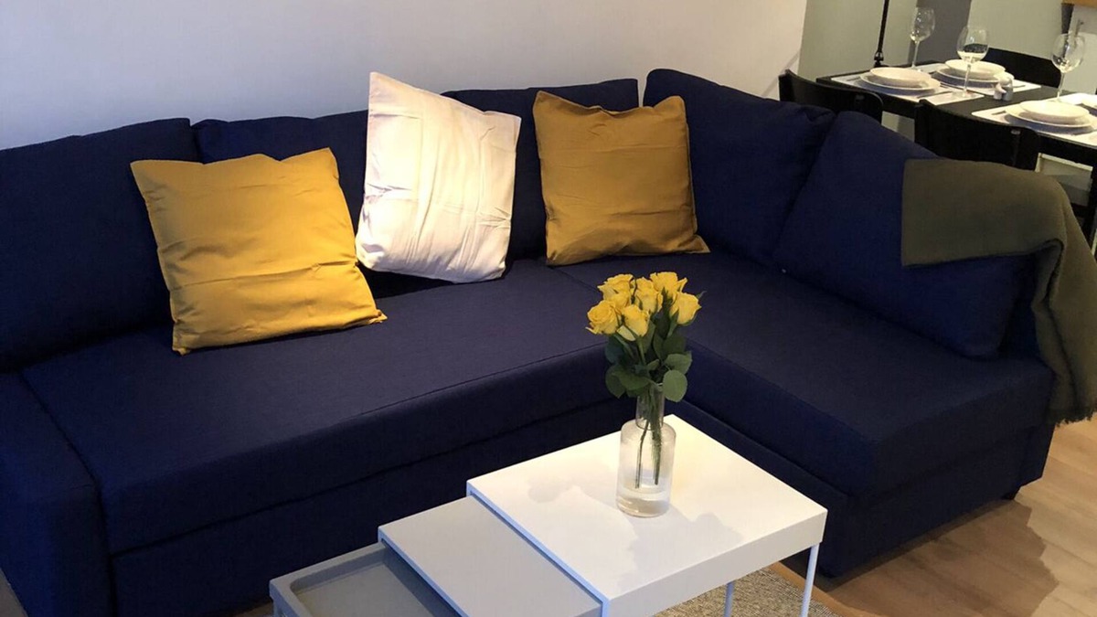 Whitechapel Apartment | Luxury City Apartment (at a Jack the Ripper location)