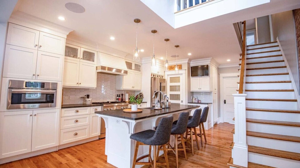 Queens Square House | Luxury Colonial Heritage Home