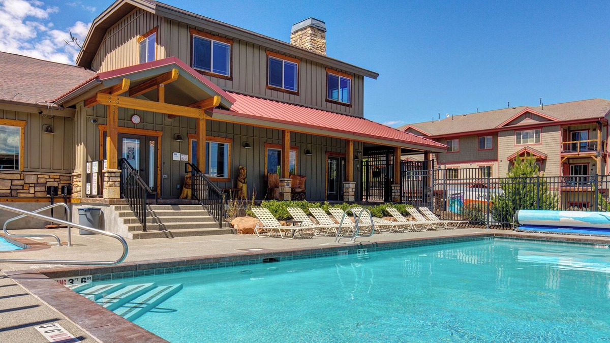 Bear Hollow Village House | Luxury Community Amenities, Central Location, Private Hot Tub & Pet-Friendly!