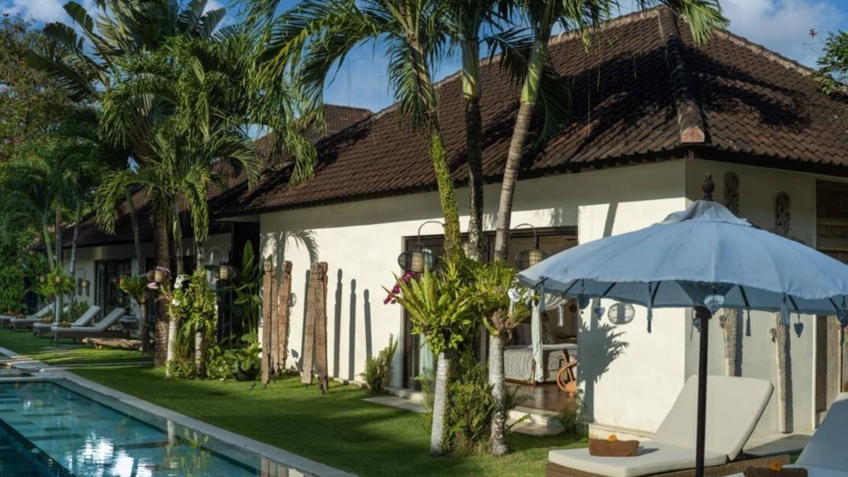 Seminyak Villa | Luxury Complex 16 BR in the heart of Seminyak