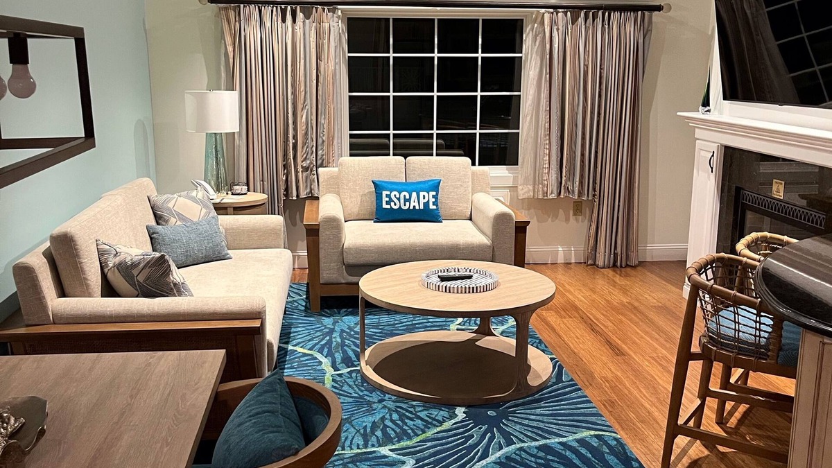 Hyannis Condo | Luxury Condo 3BR/3BA - Includes Waterpark Passes! Get in the Island Spirit!