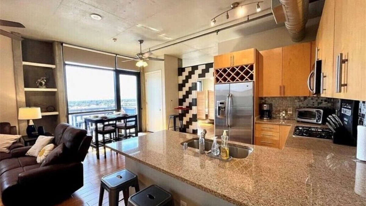 Downtown Las Vegas Condo | Luxury Condo at the Heart of Downtown Las Vegas